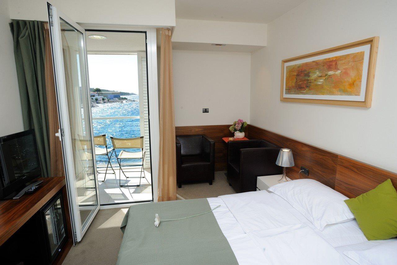 Hotel Vrilo - Adults Only Postira Extérieur photo